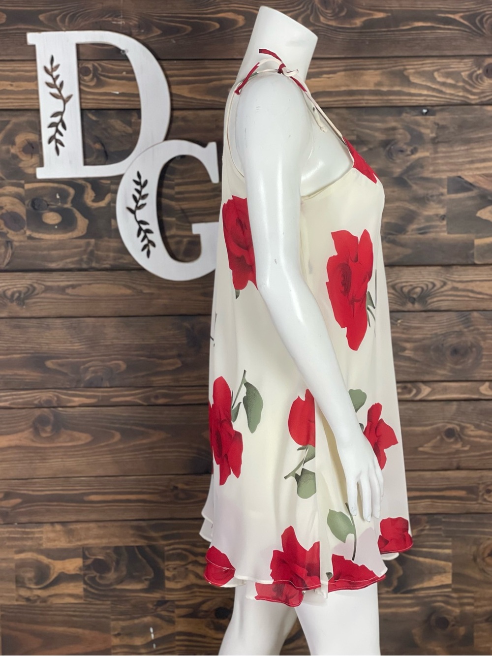A's Fashion | Vintage Ivory Floral Tie-Shoulder Layered Slip Dress Red Roses - Picture 4 of 5